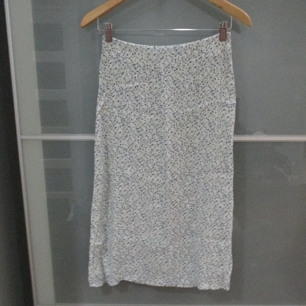 Brandy Melville Floral Print Midi Skirt - Picture 1 of 4